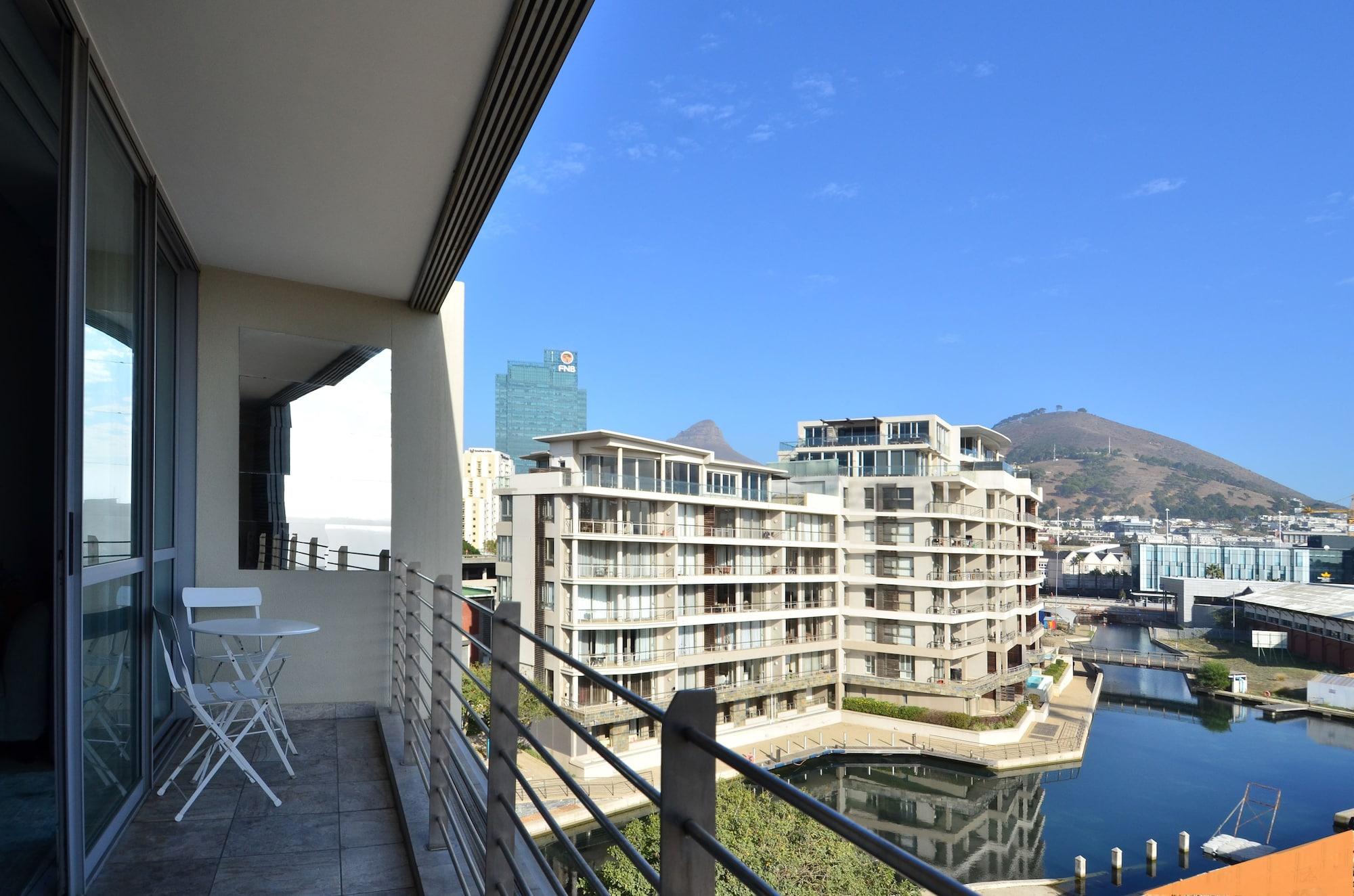 Aha Harbour Bridge Hotel & Suites Kapstaden Exteriör bild